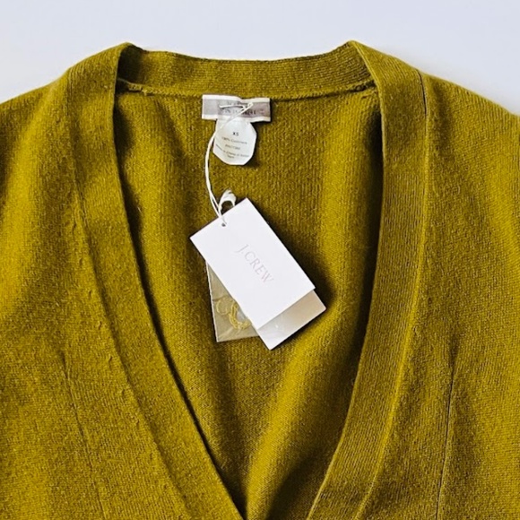 NWT J. Crew Cashmere patch pocket cardigan XS - Picture 2 of 3